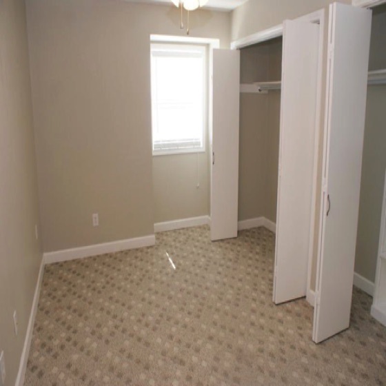 1300 Townhouse Bedroom2.jpg
